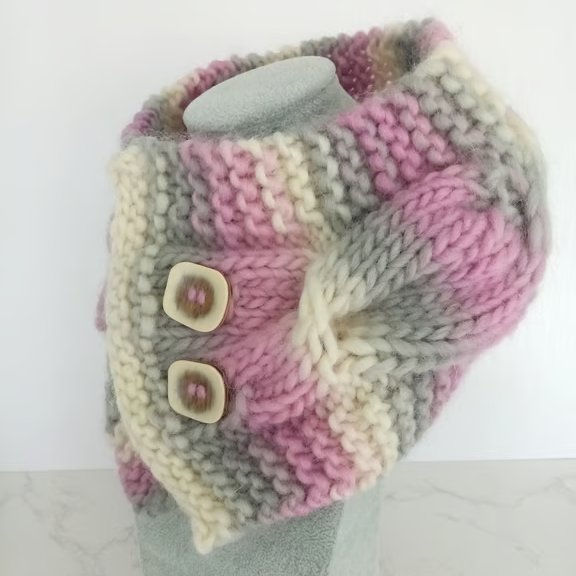 Cable Knit Neck Warmer in Misty Pink 100% pure wool 