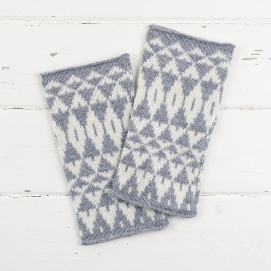 Mirror knitted wristwarmers - seal and white