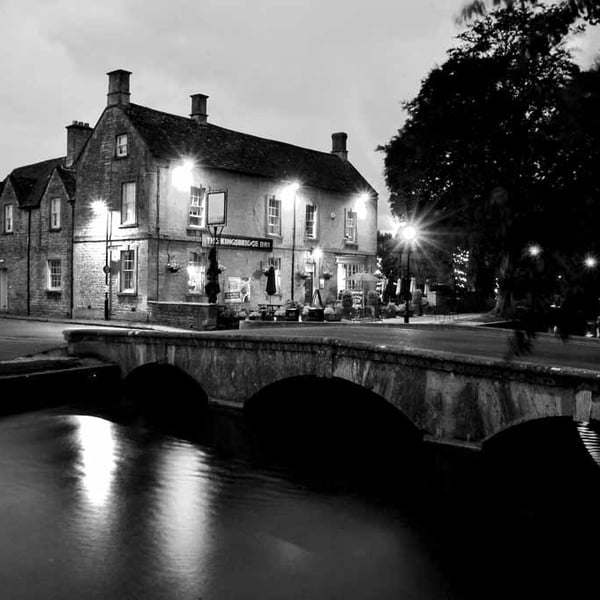 Kingsbridge Inn Bourton On The Water Cotswolds Photograph Print