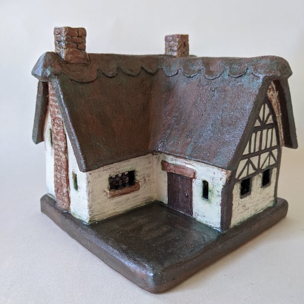  Medieval Farmhouse tealight holder