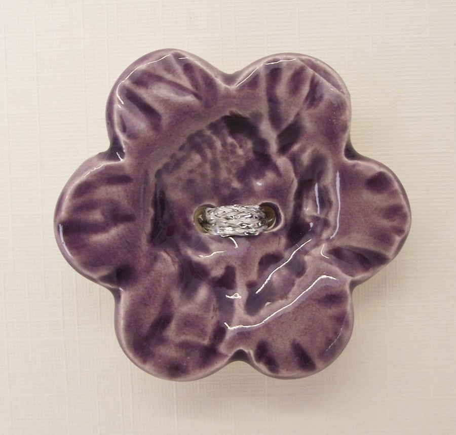 Large ceramic feature flower button