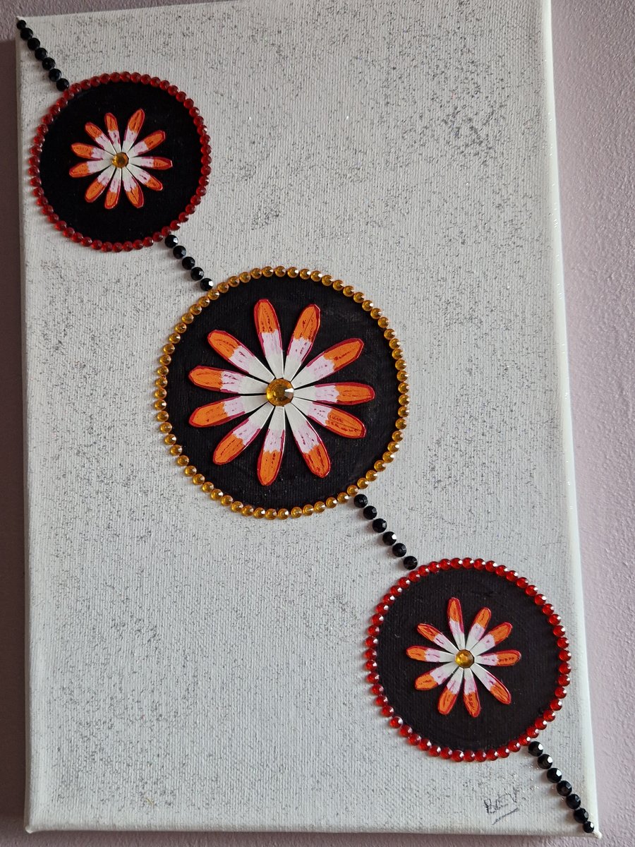 Flower bubble motif on canvas. 