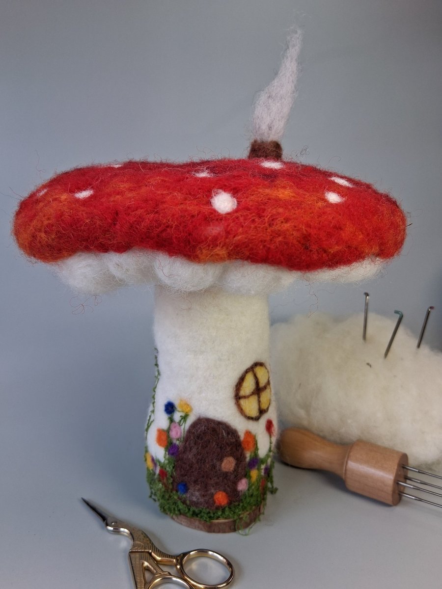 Needle Felted Toadstool House - Woolly Decoration 