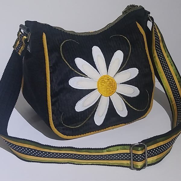 Simple Daisy handbag