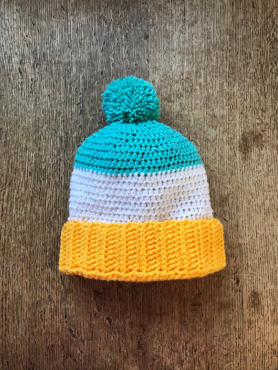 Colour Block Hat (Age 4-7 approx)