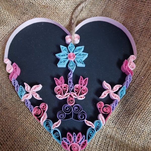 Quilled heart wall hanging 