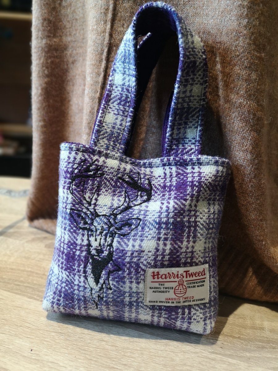 Harris Tweed Handbag with embroidered stag