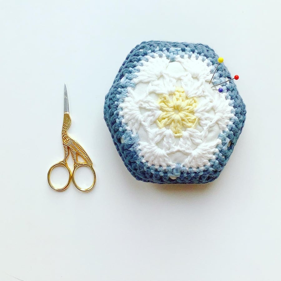 African flower crochet pincushion, crochet flower pin tidy