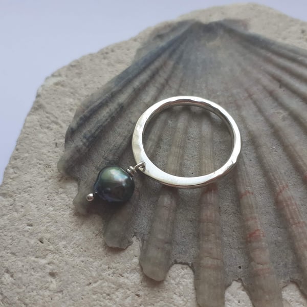 Sterling Silver Ring with Grey Freshwater Pearl Dangle Charm