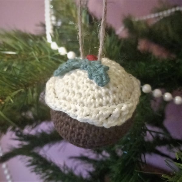 Hang the Joy: Yummy Christmas Pudding Tree Ornament