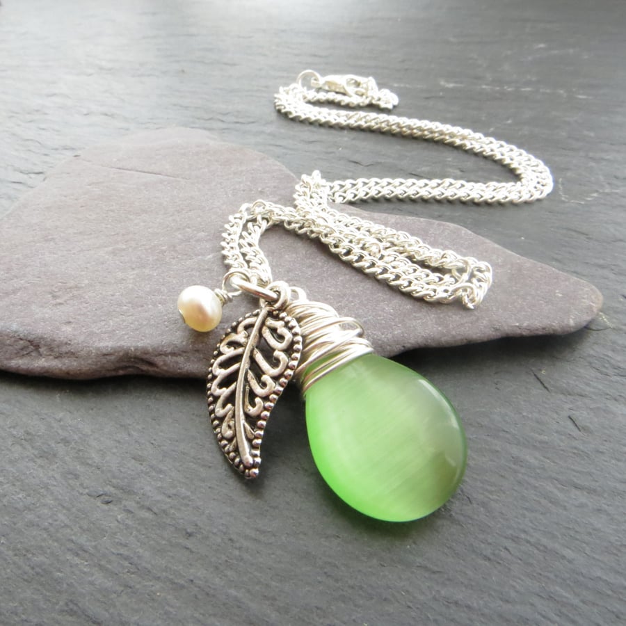 Leaf Necklace, Green Glass Necklace with Freshwater Pearl, Wire Wrapped Pendant