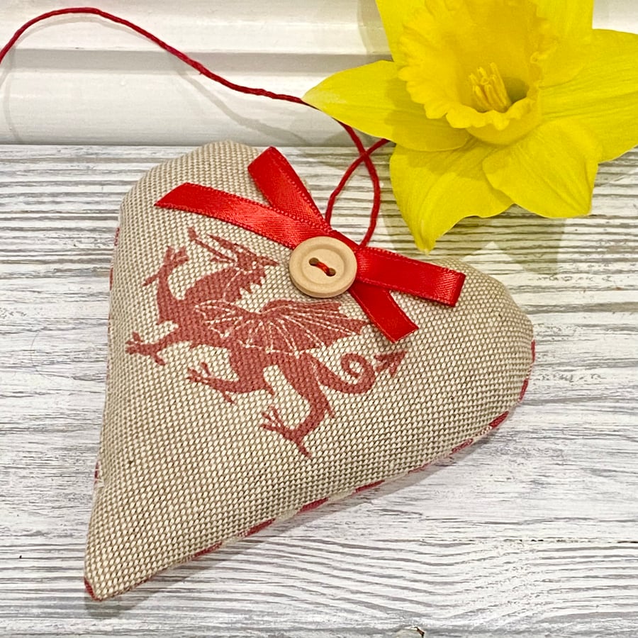 WELSH DRAGON HEART - with lavender or padded