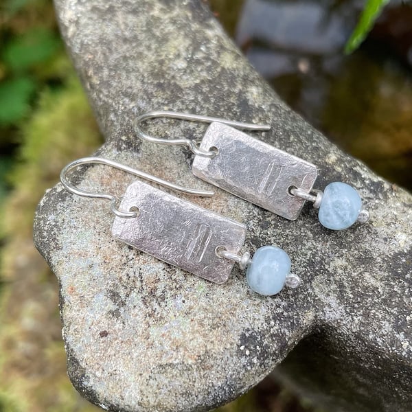 Sterling silver and aquamarine Notched earrings 