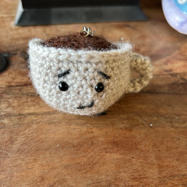 Tommy the Teacup Crochet Keyring – Cute Expression 