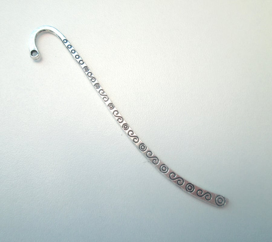 15 Squiggle silver tone bookmarks x15