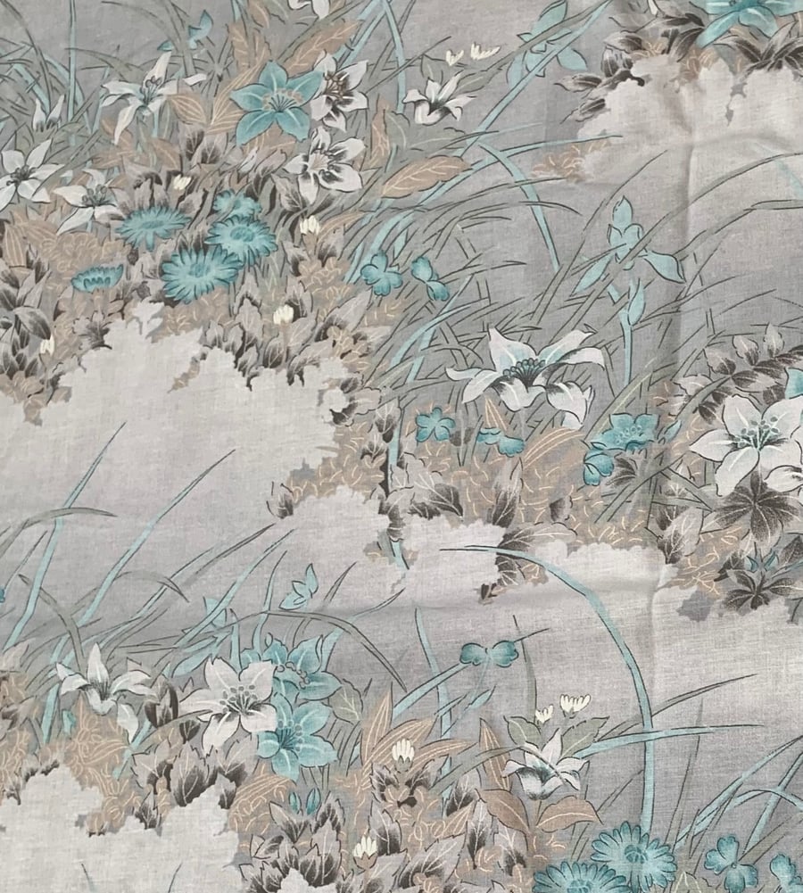 Large Piece Cottage Core Grey Blue Wildflower 70s 80s Retro Vintage Fabric