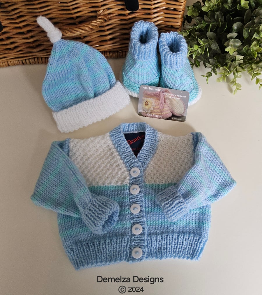 Designer Baby Boys Hand Knitted Cardigan, Booties & Hat Set  0-3 months size