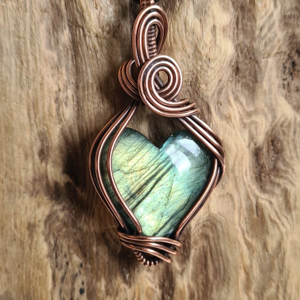 Natural Green Labradorite Heart Copper Necklace Pendant Gift Crystal Jewellery