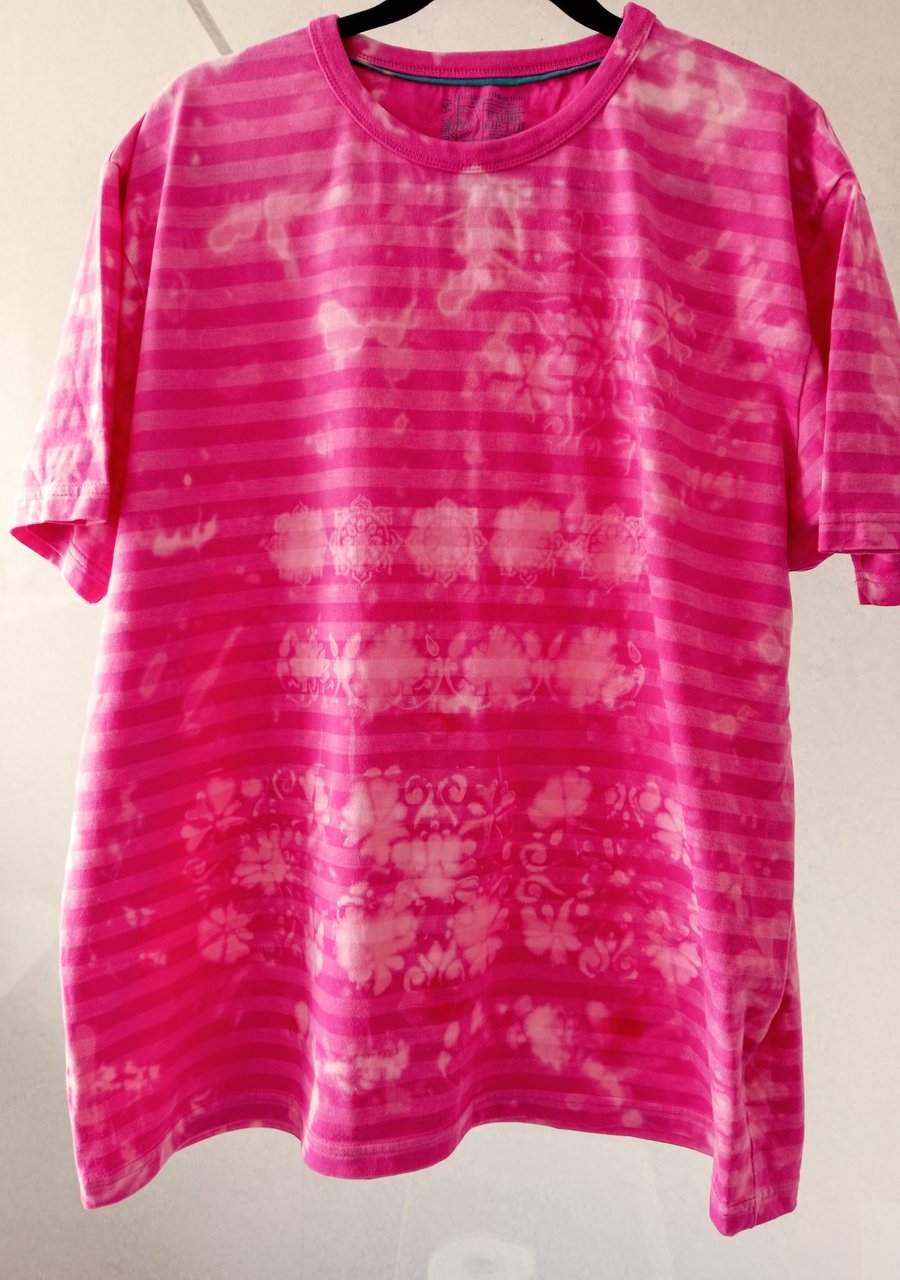 Unique Festival Unisex Reverse Tie Dye T-shirt Pink Stripe  Size XXL