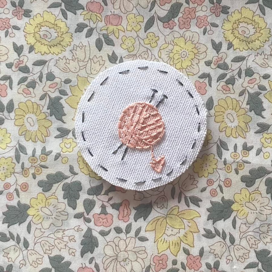 Hand Stitched 'Yarn' Brooch (Knitting) - Peach