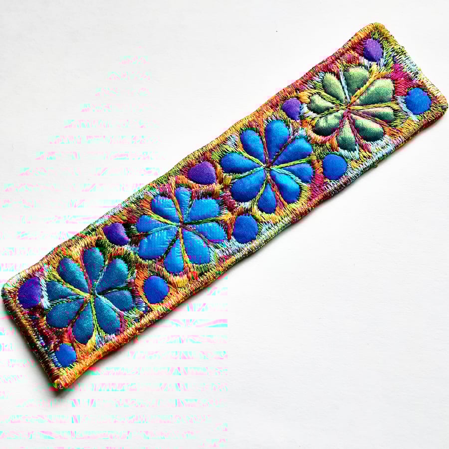 Bookmarks - Textile with Machine Embroidery Bookmark
