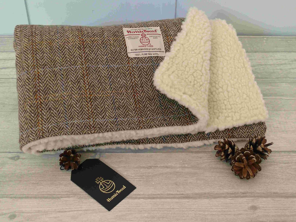 Harris Tweed Blanket  150 cm x 150 cm 