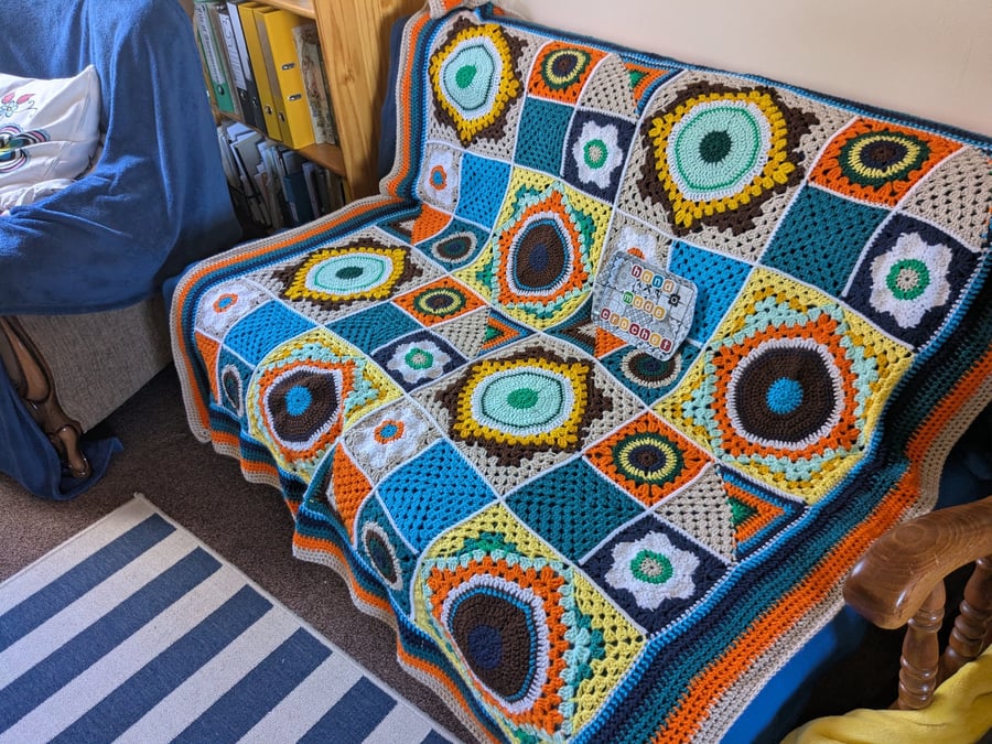 Day tripper crochet blanket 
