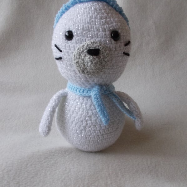 Crochet seal