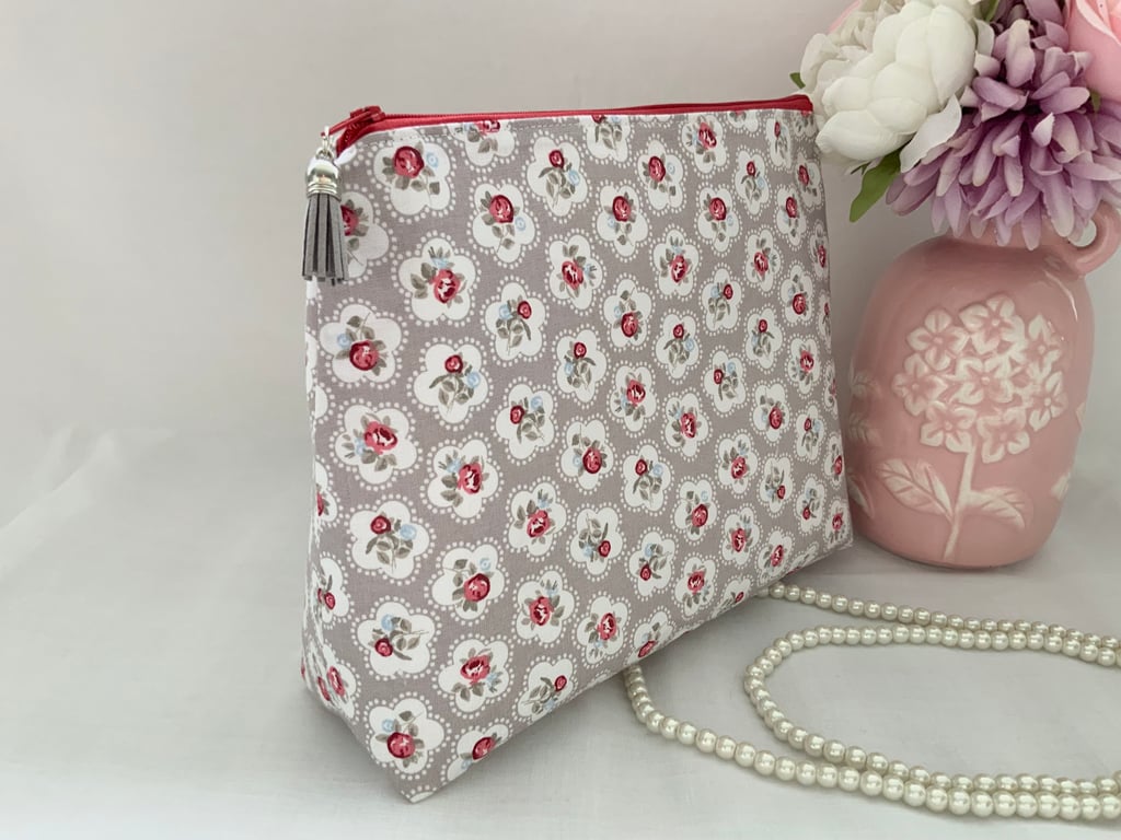 Toiletry Bag, Large Cosmetic Bag, Make Up Bag, Travel Bag, Cosmetic Purse