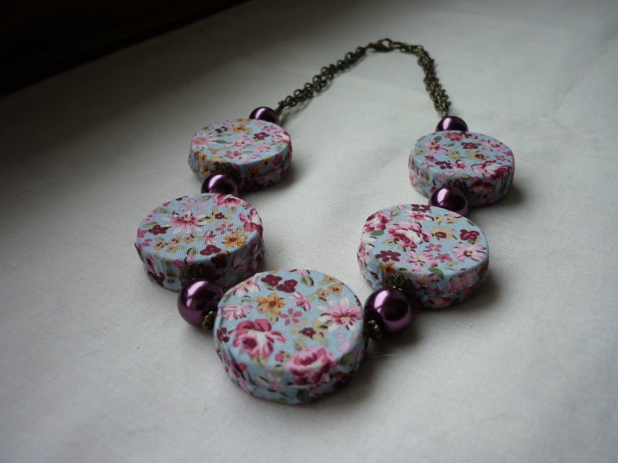 FLORAL DUCK EGG, WINE AND ANTIQUE BRONZE FABRIC COVERED BEAD NECKLACE.  1005