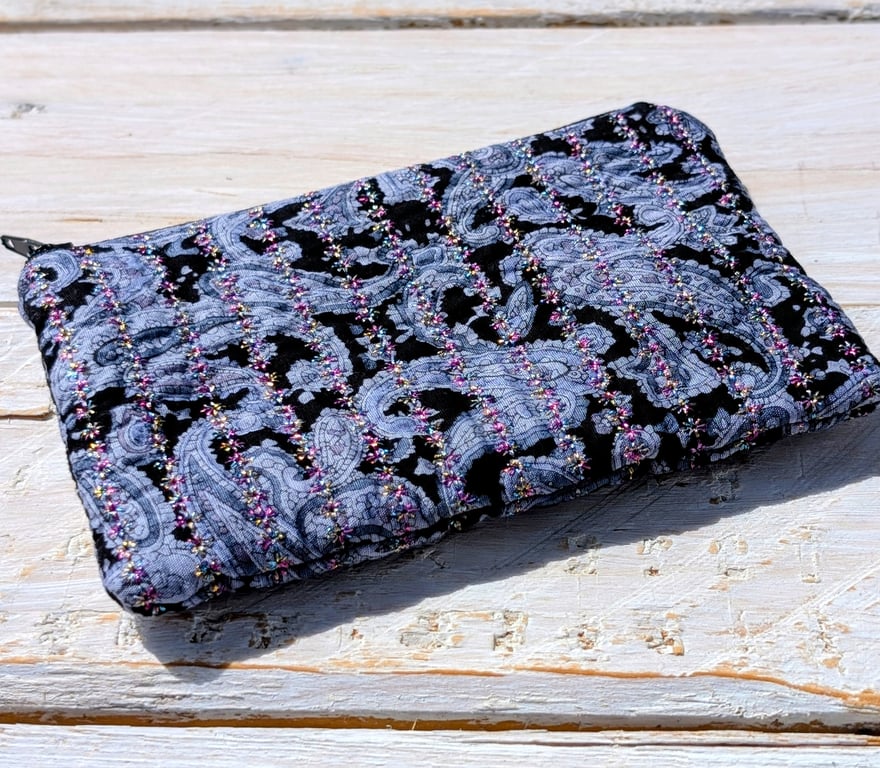 Small Purse or Pouch 