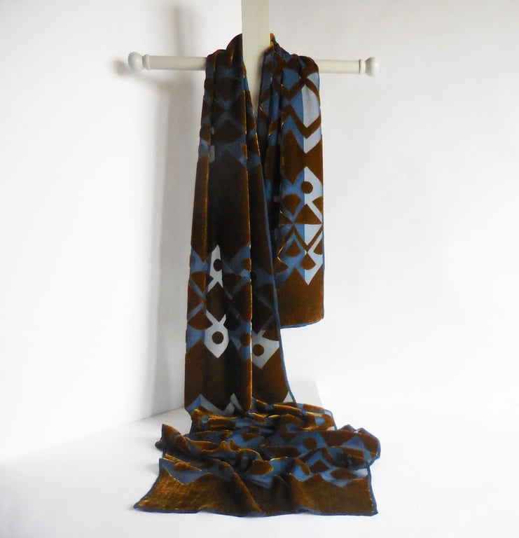 LIMITED EDITION SILK VISCOSE DEVORE VELVET SCARF