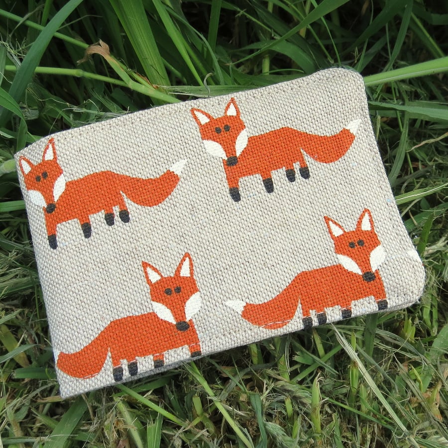 Travel card holder.  Foxes design.  Oyster card wallet.