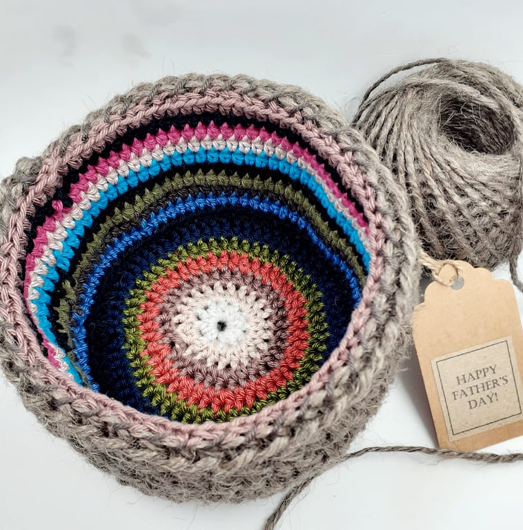 Small Crocheted Cotton and Jute Storage Basket - Pink