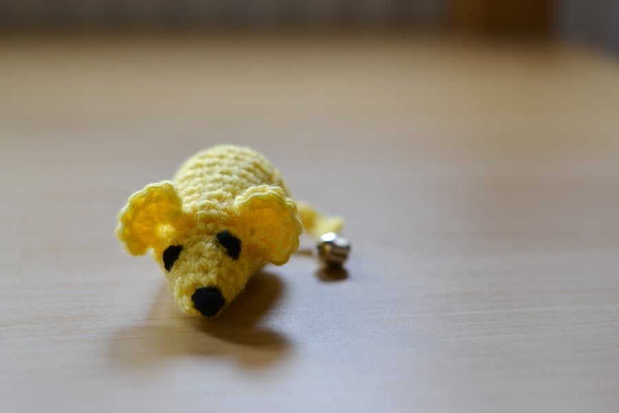 Yellow Hand Crochet Mouse Cats Play Toy Catnip or No Catnip