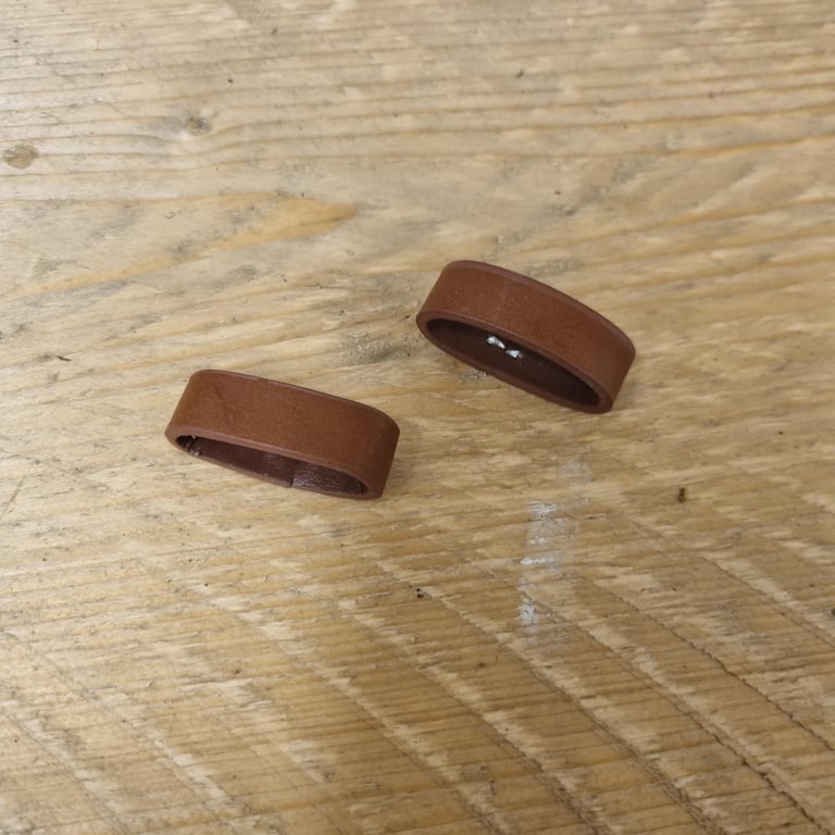 30mm PU brown Vegan leather coloured Belt LooperKeeper Pack Of 2