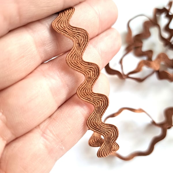 Brown Ric Rac Ribbon Trim, 5 Metres, 11mm Wide Decorative Braid sewing supplies