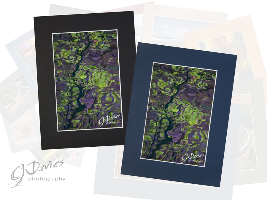 CJ226 - Liquid reflections