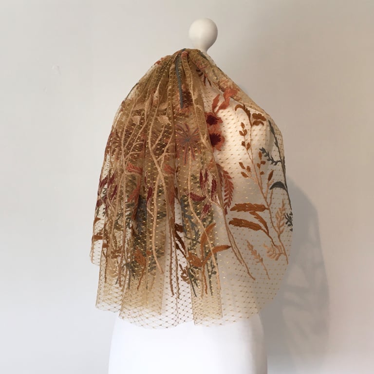 Autumn Wedding Veil, Embroidered Woodland Bridal Veil