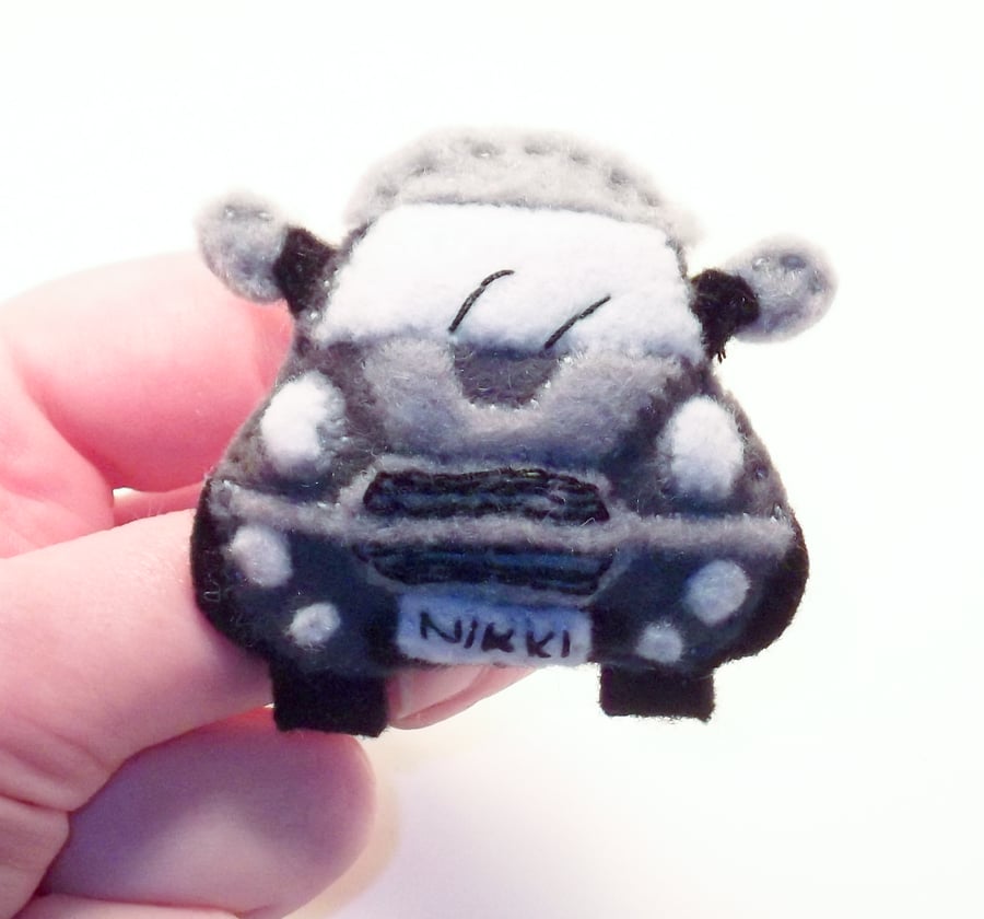 Exclusive custom listing for Fliss