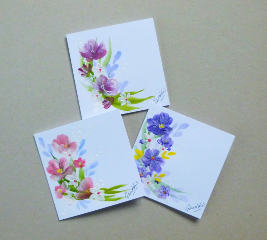 set of three hand painted floral blank cards ( ref FA 360 J1 )