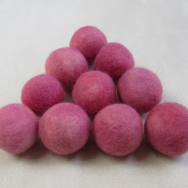 10 2cm Cochineal Pink Natural Dye Felt Balls