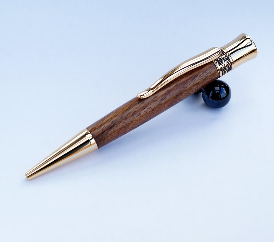 Epsilon top twist pen in English Walnut