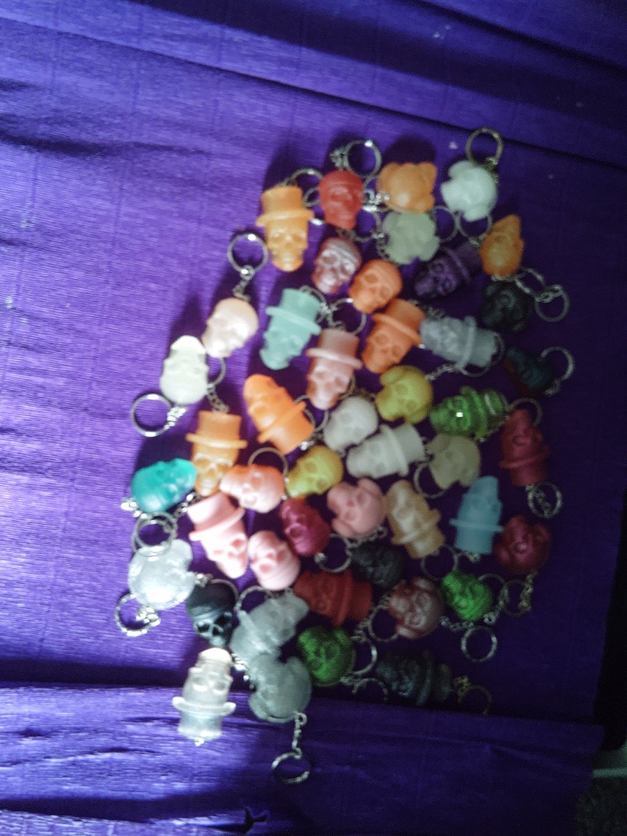 Resin keyrings different ones available full of colour all handmade 