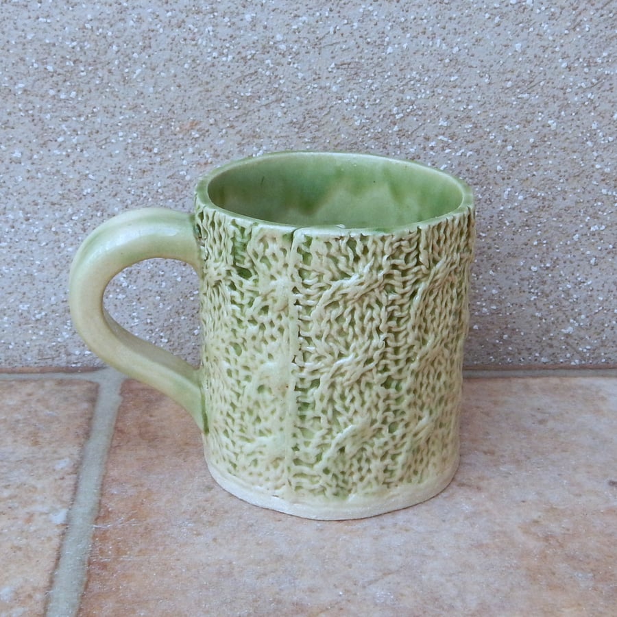 Coffee mug tea cup handmade in knitting textured stoneware ceramic pottery knit 
