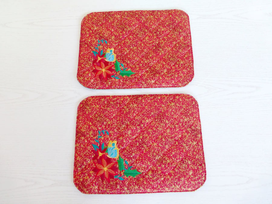 REDUCED. 2 embroidered place mats, Christmas