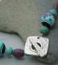 Peruvian handpainted bead necklace with glass & Magnesite beads - Image 2