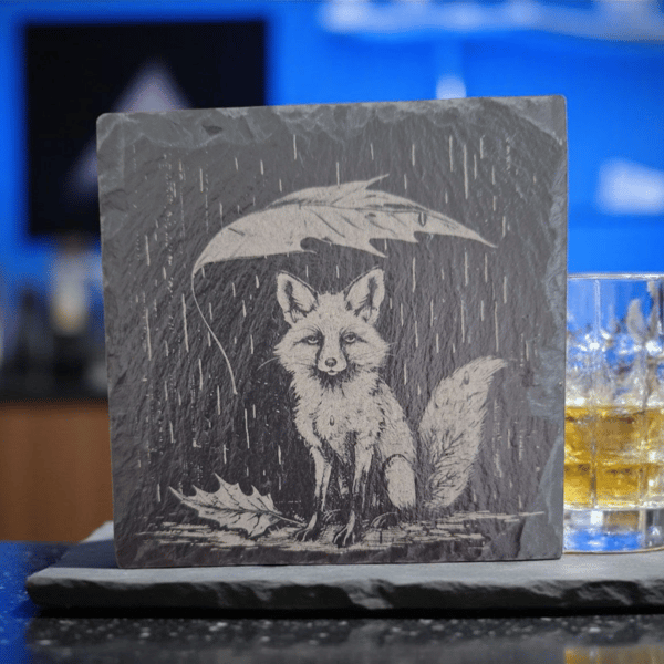 Slate Coaster – Woodland Fox Beneath a Leaf (10 x 10cm)