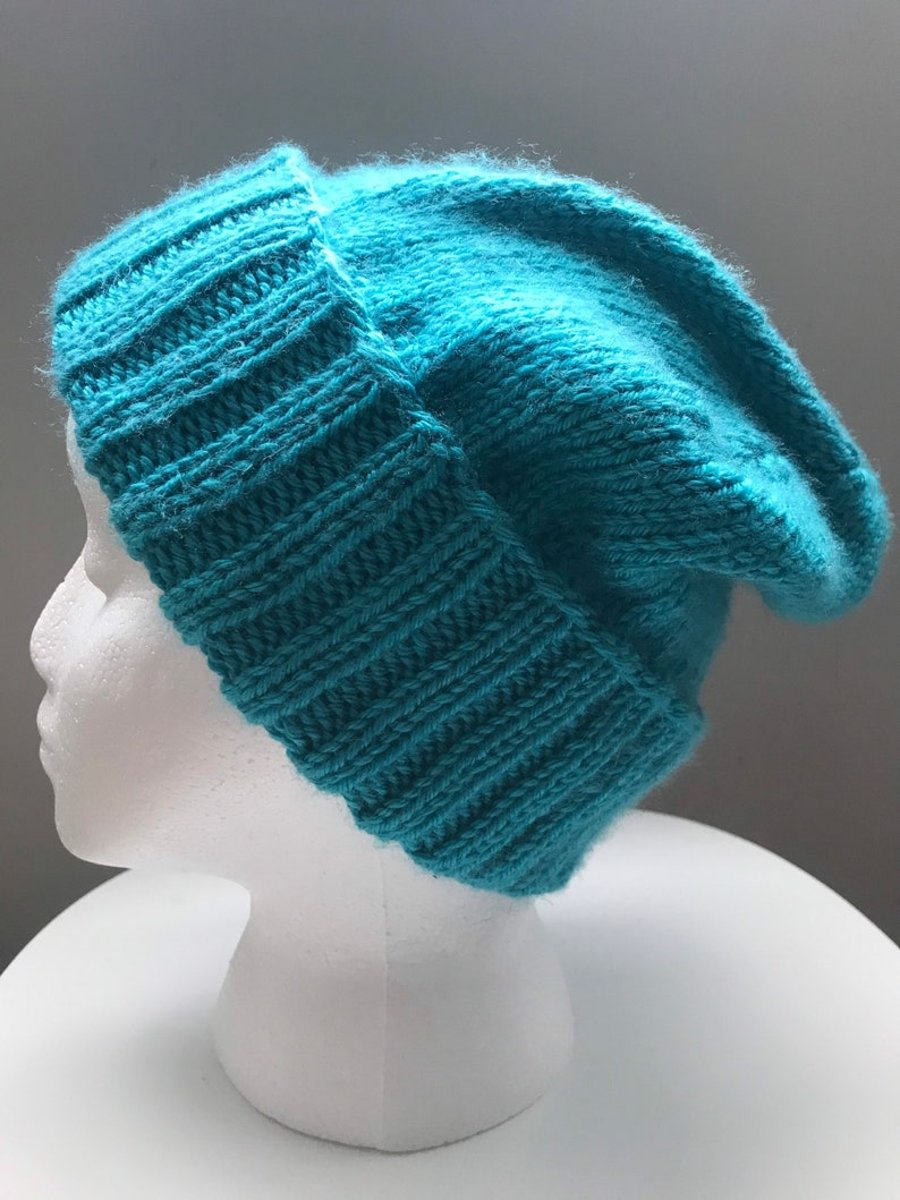 Classic style beanie with folded rib