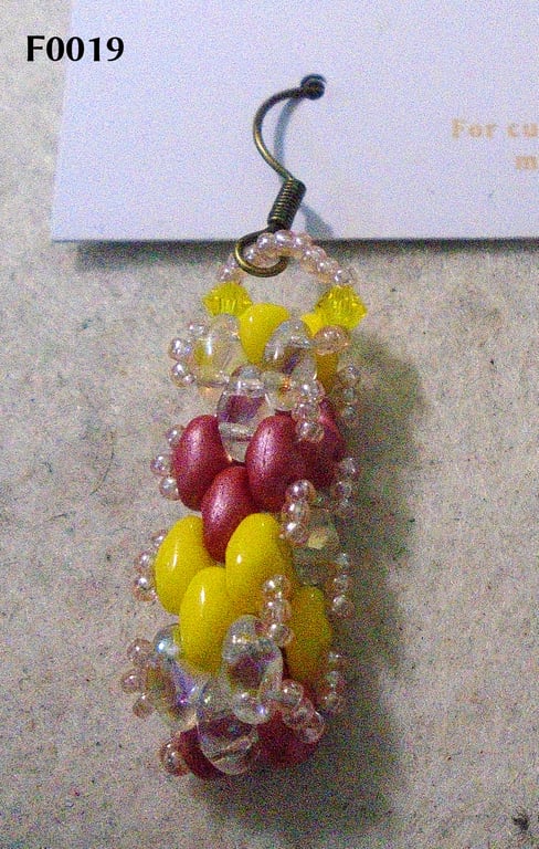 Brickwork-pattern bead earrings (customisable)